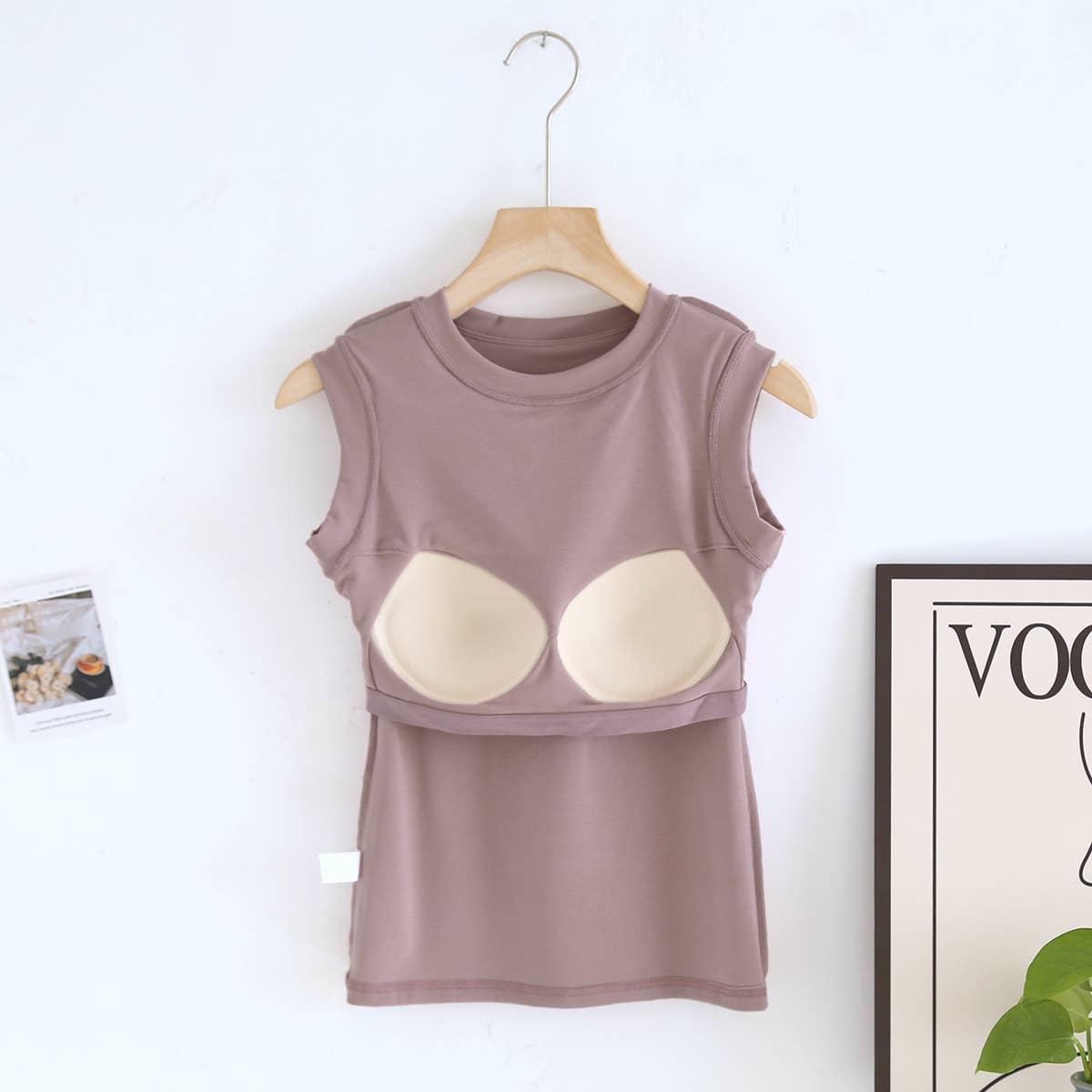 Basic cotton blend sleeveless R-neck tee self bra tank top