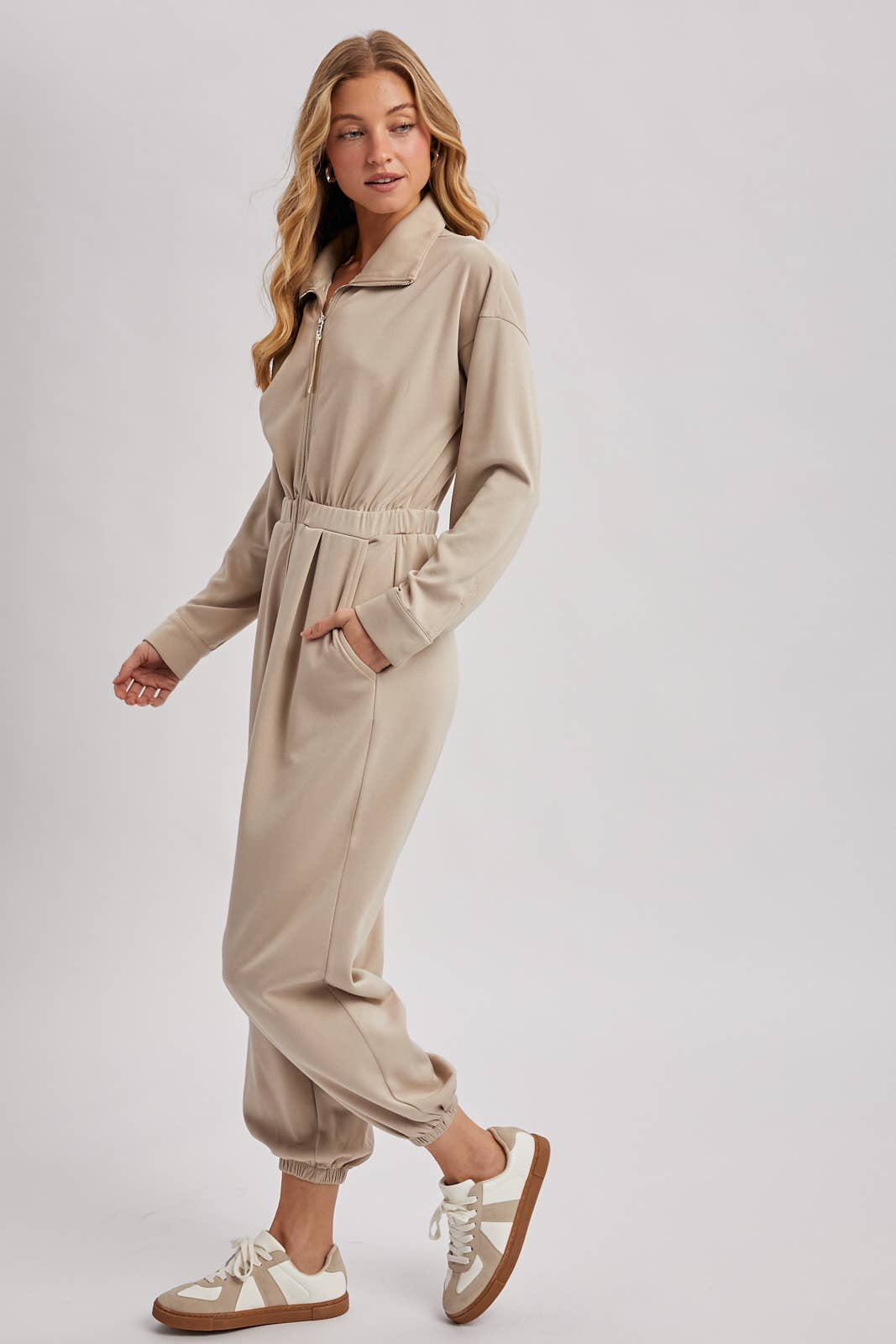 ZIP-UP COLLARED JOGGER JUMPSUIT