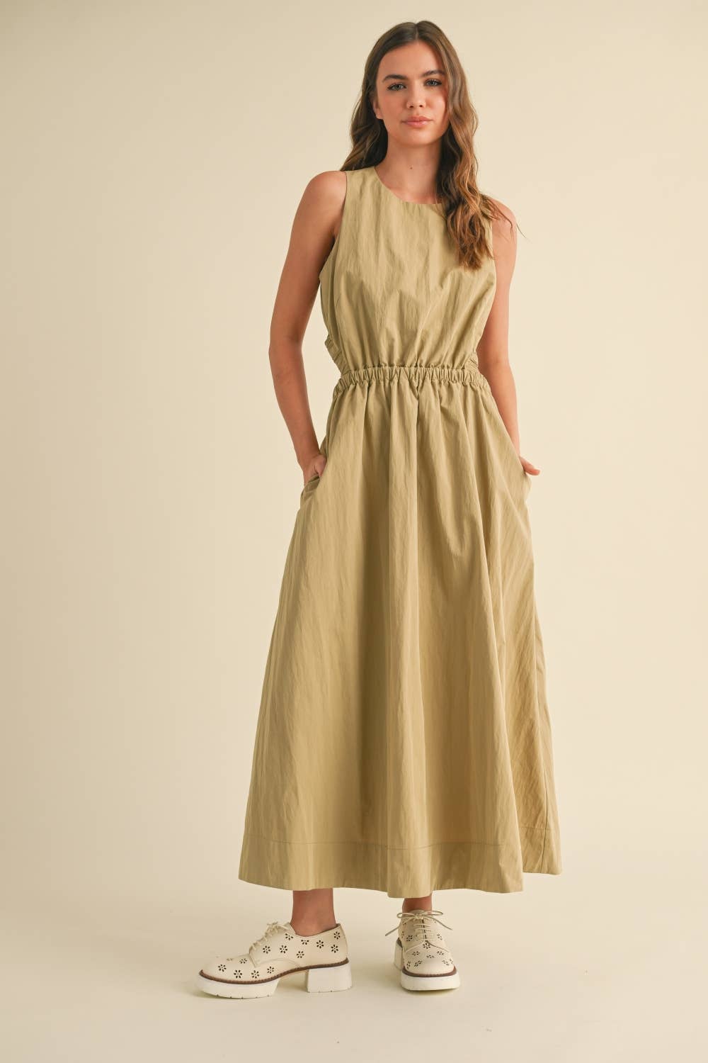 D4487   OPEN BACK DETAIL WOVEN DRESS