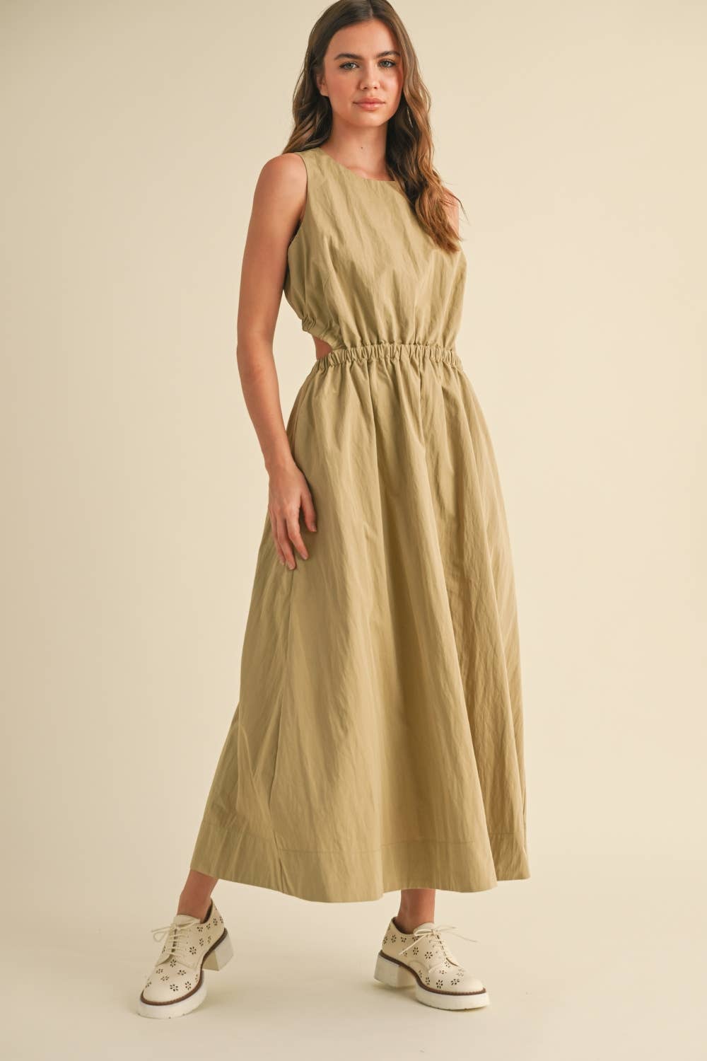 D4487   OPEN BACK DETAIL WOVEN DRESS