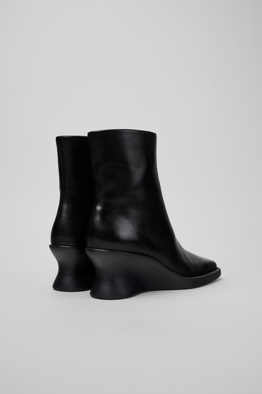 Louise Leather Wedge Boot in Black