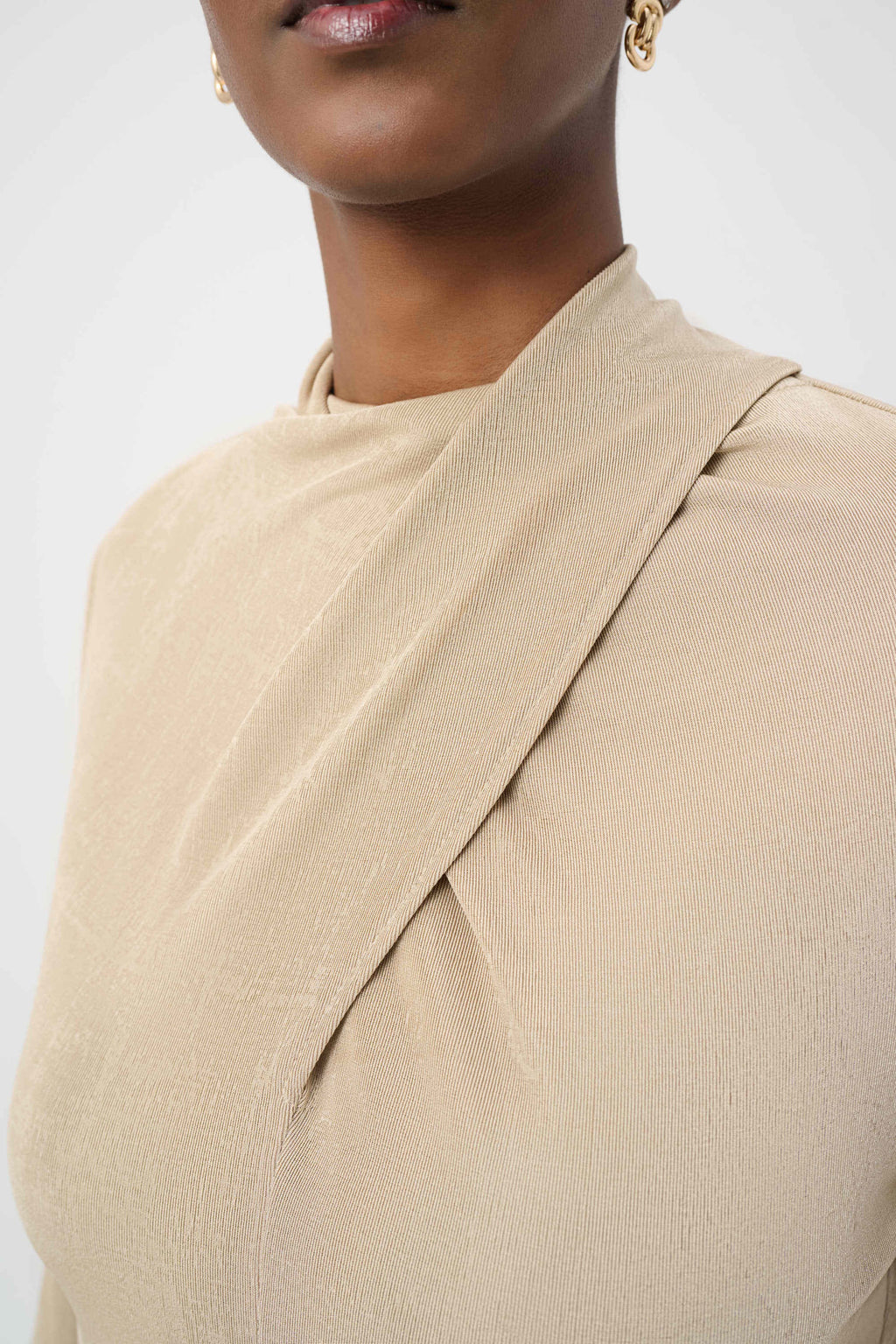 Twisted Mock Neck Top in Fawn
