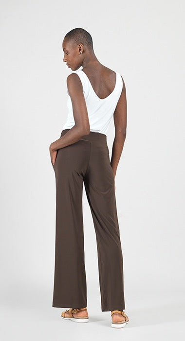Knit Straight Pants with Pockets in Brown