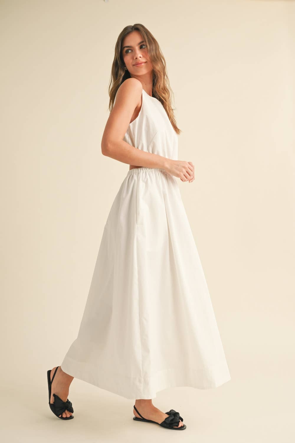 D4487   OPEN BACK DETAIL WOVEN DRESS