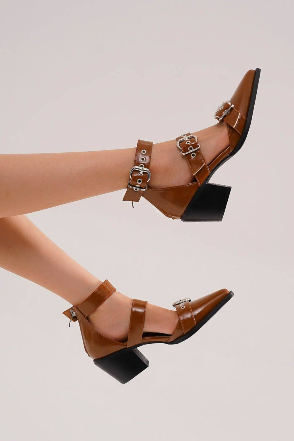 TESSA-02 Buckled Heeled Shoes