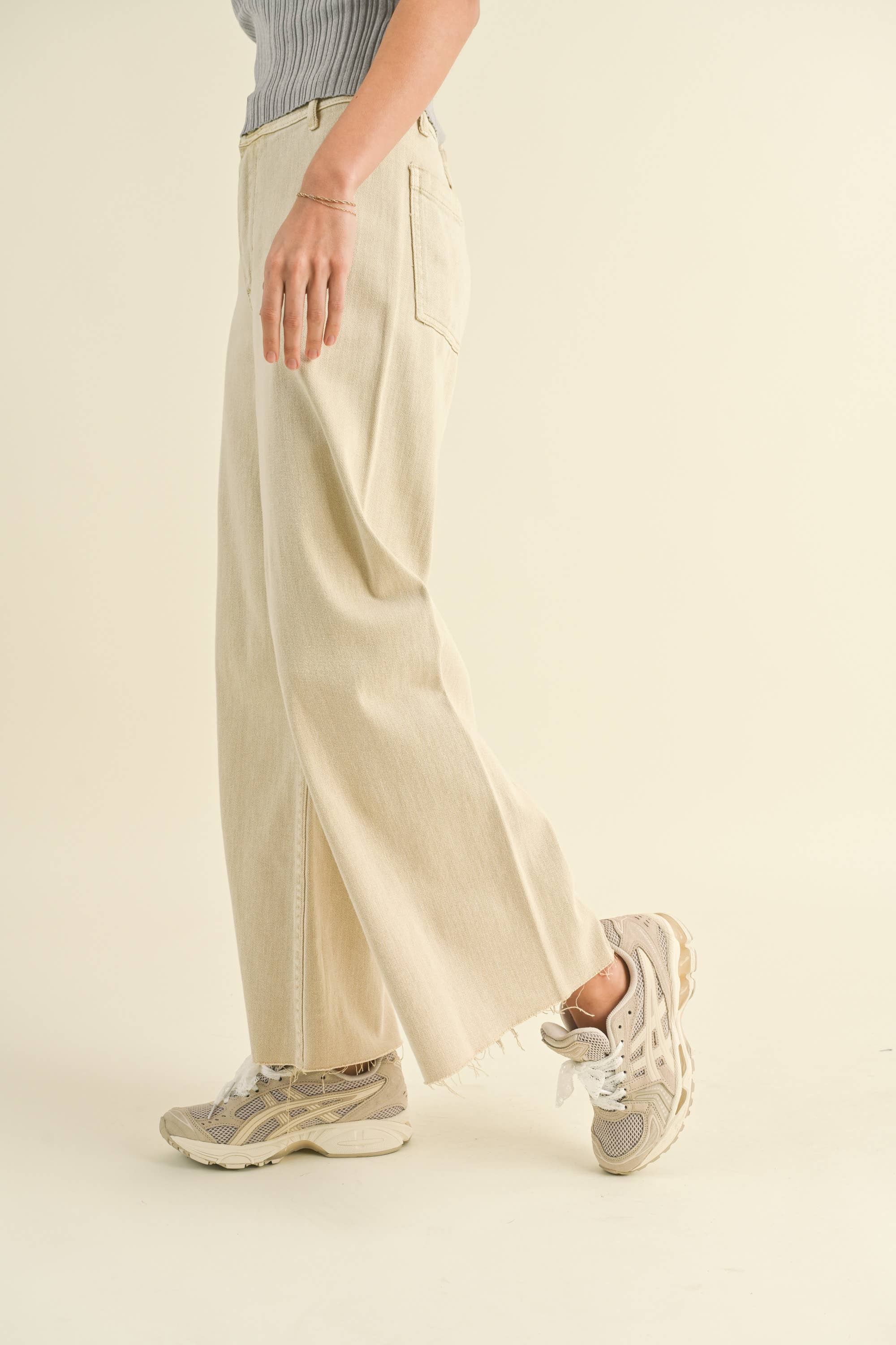MMP623   STRAIGHT WIDE LEG DENIM PANTS