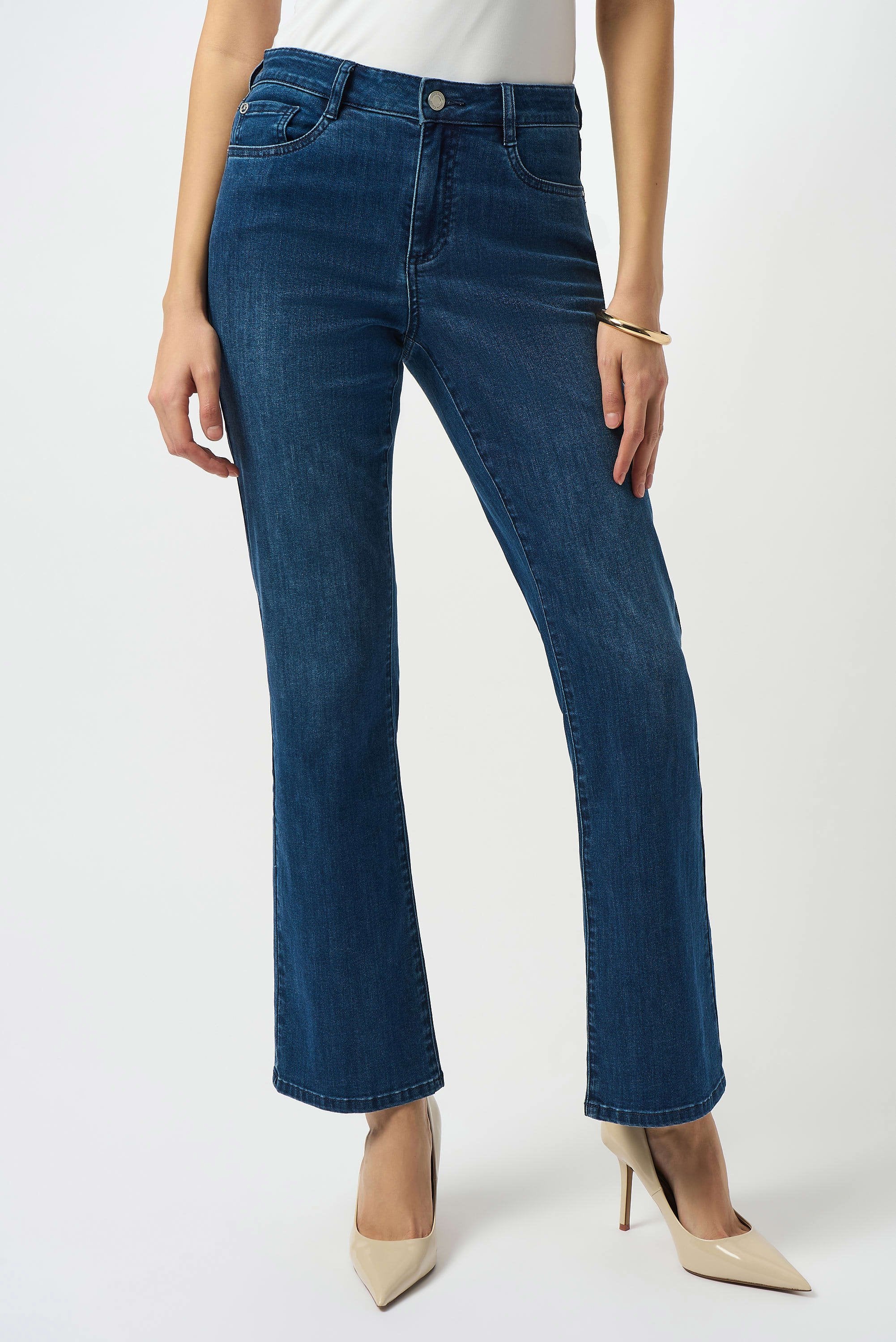 Brooke / Classic Bootcut Jeans