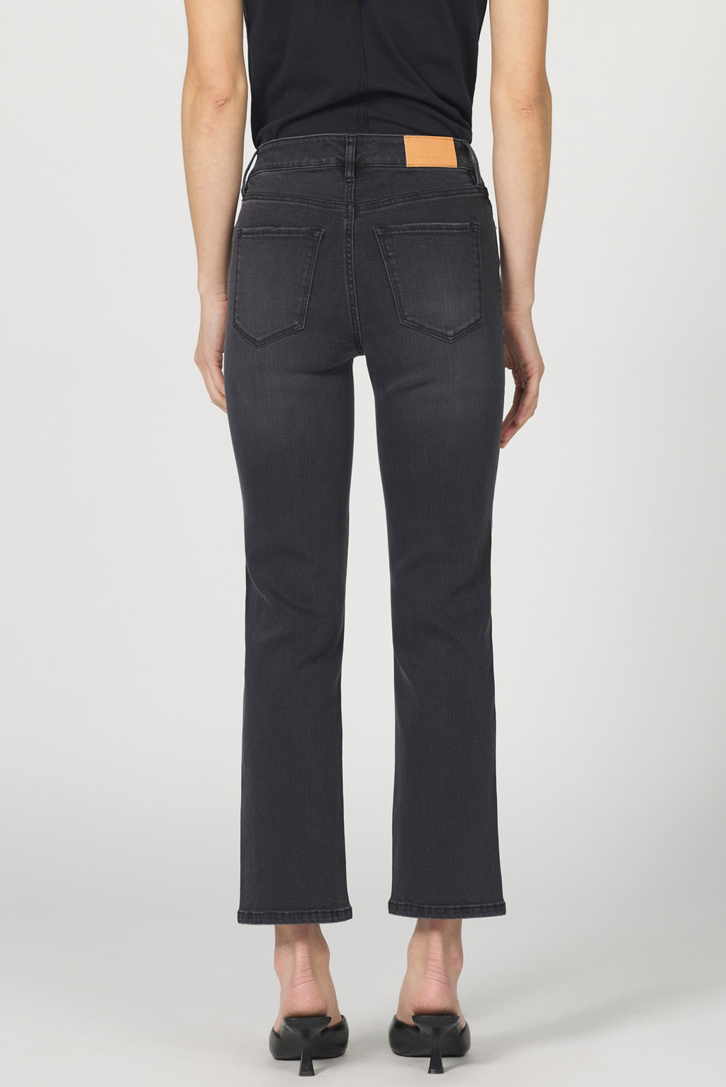 Anika Jeans in Black