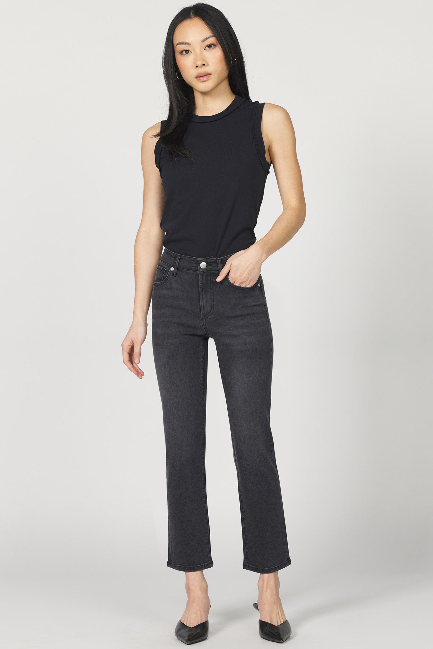 Anika Jeans in Black