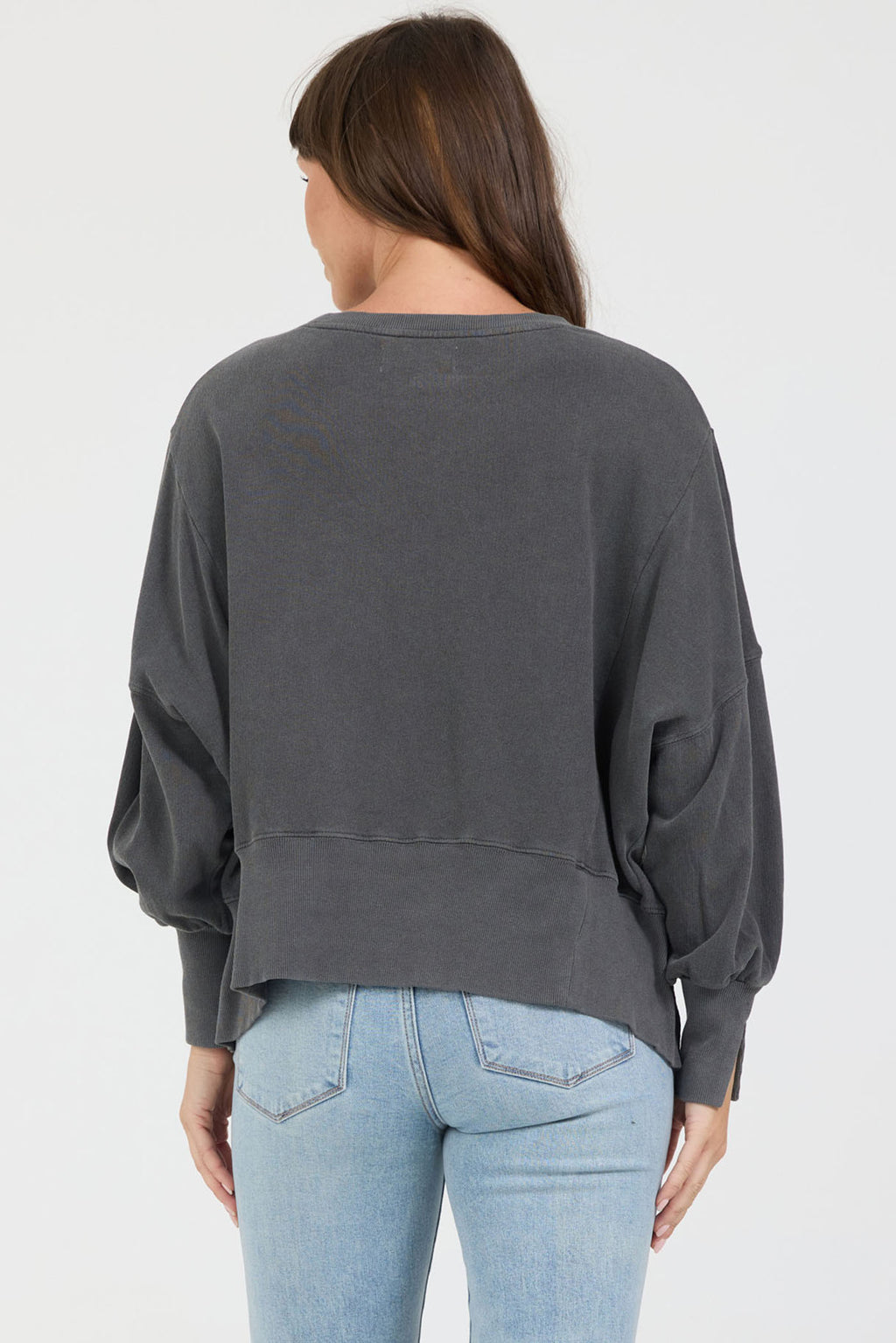 Trenton Top in Gull Grey