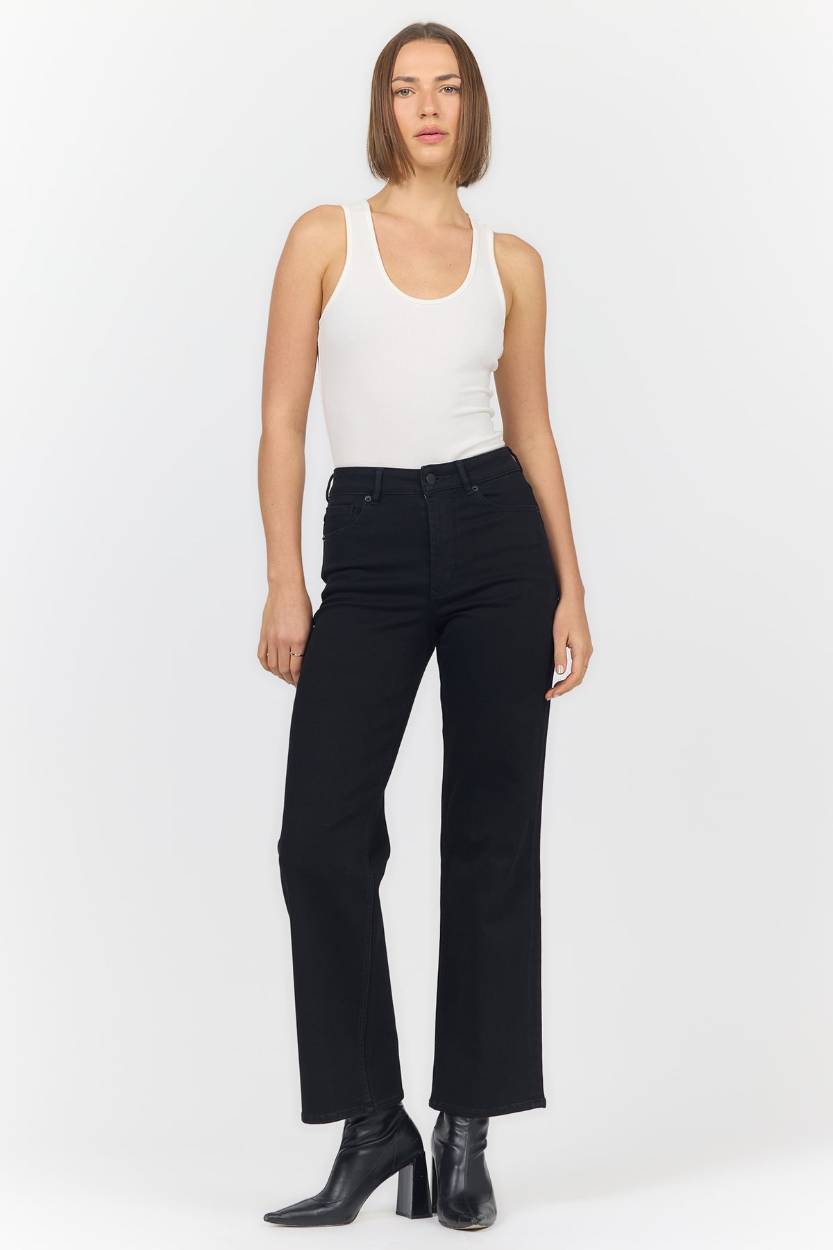 Holly Jeans in Black
